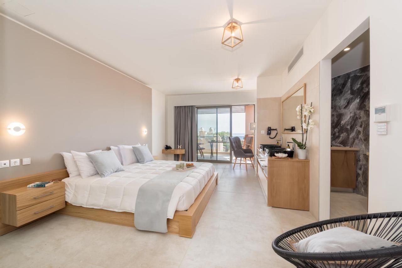 Lilium Luxury Suites Agia Marina Exteriör bild