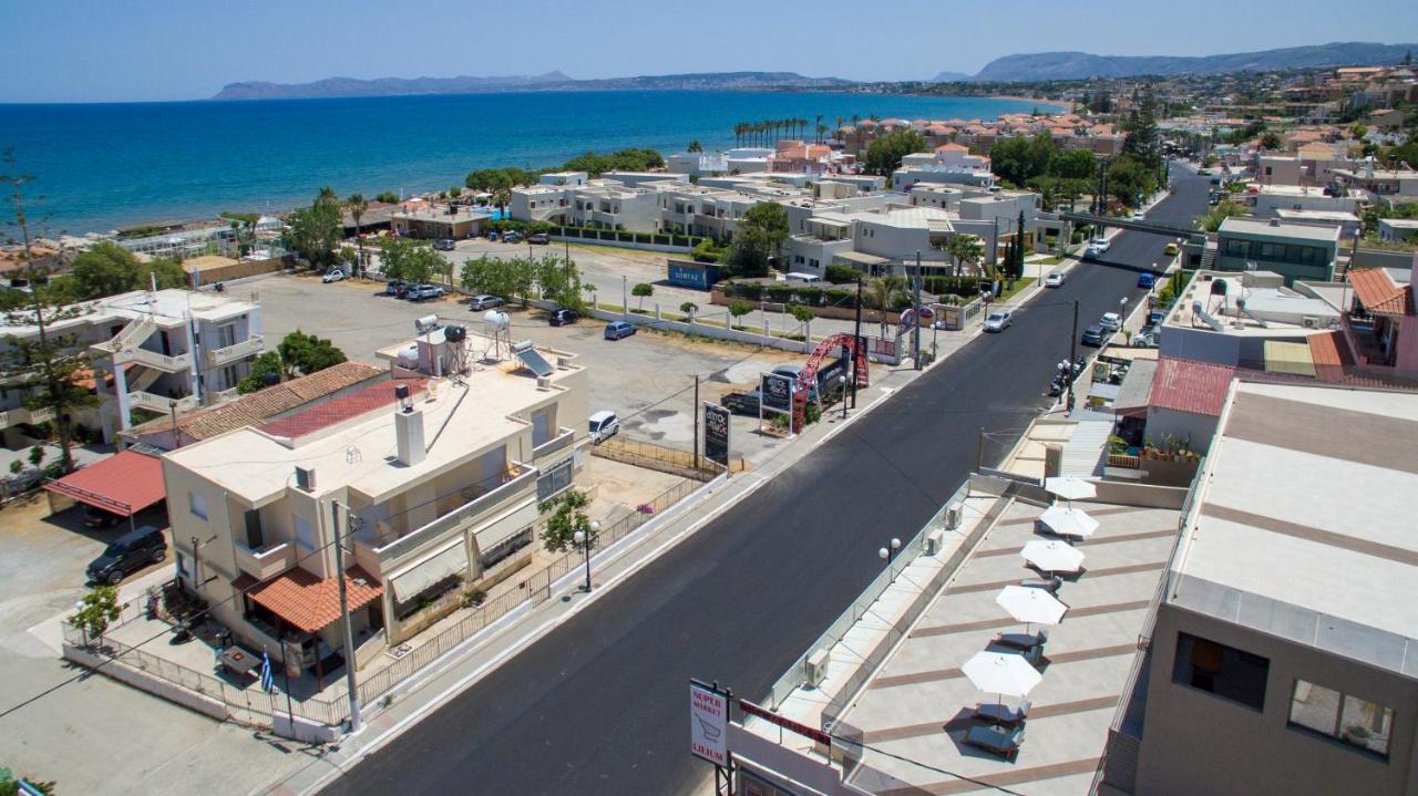 Lilium Luxury Suites Agia Marina Exteriör bild